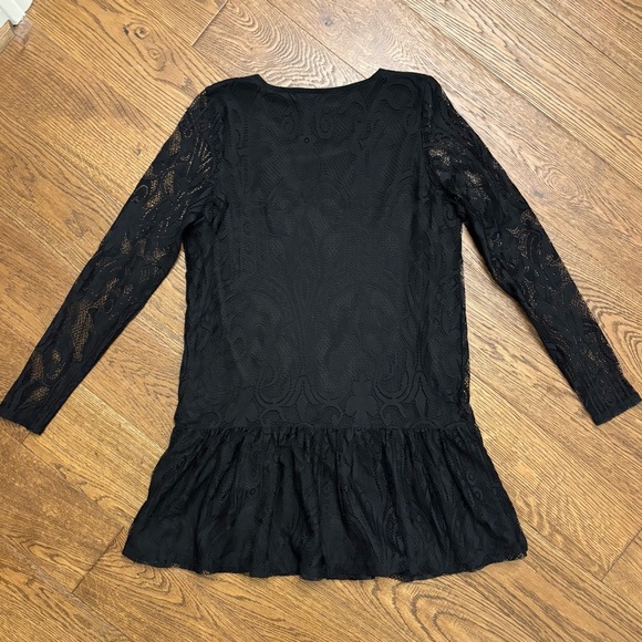Lovers + Friends black lace dress - Picture 10 of 10